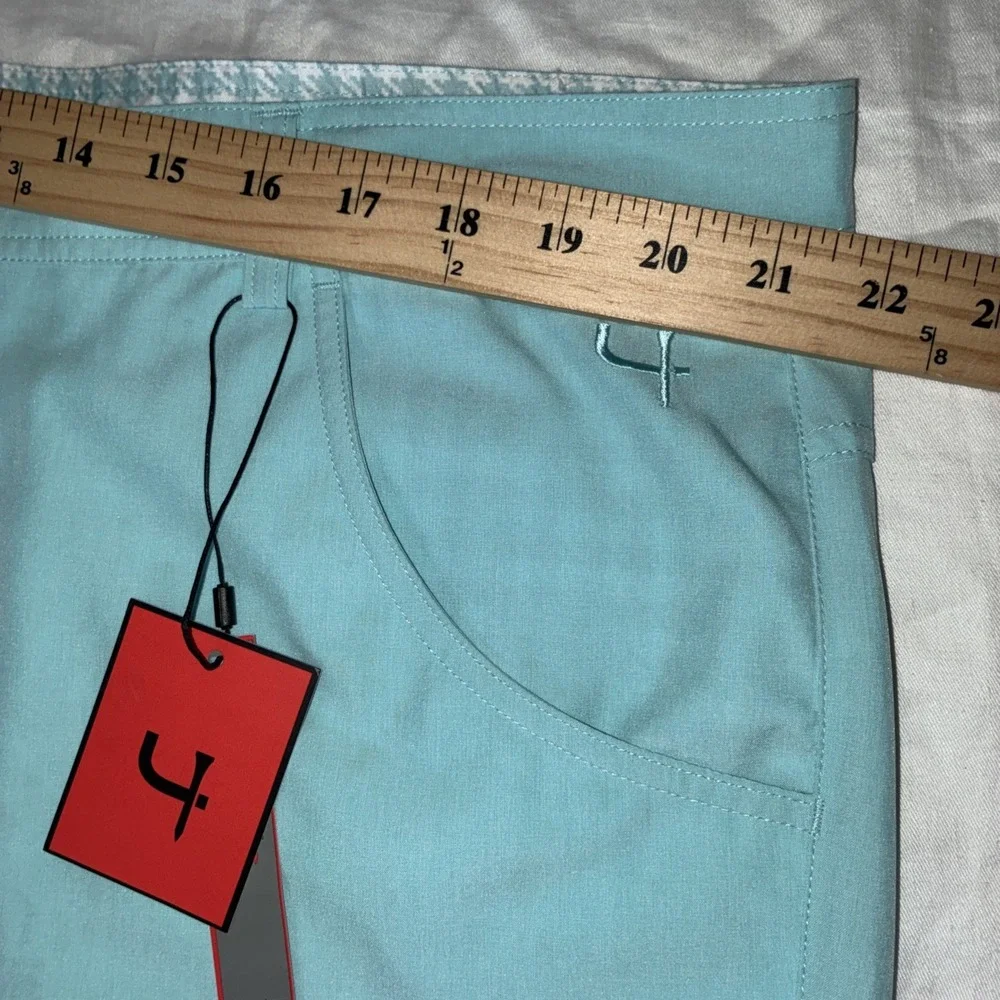 Par 4 Shorts Mens 42 Sea Glass Blue 10